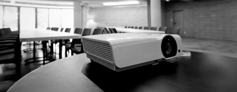 Projektor do zastosowania biurowego
